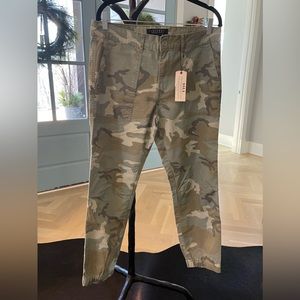 NWT Sanctuary Camo Cargo Pants size 30